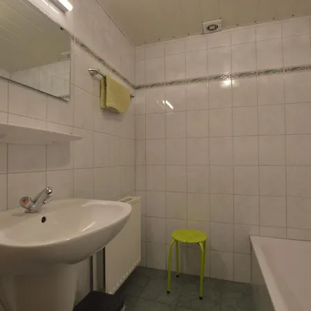 Modern Holiday In Robertville With Garden *