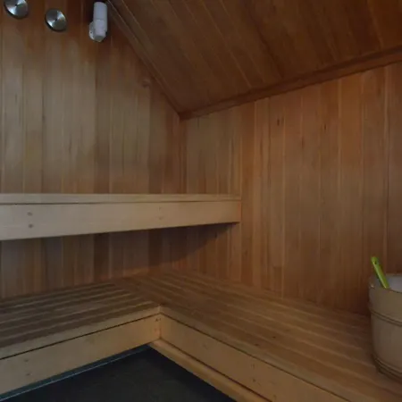 Modern Holiday In Robertville With Garden * Waimes