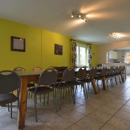 بيت للعطل Modern Holiday In Robertville With Garden وايمس
