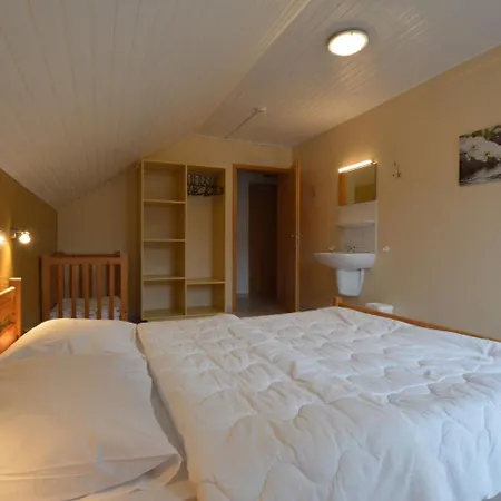 بيت للعطل Modern Holiday In Robertville With Garden وايمس